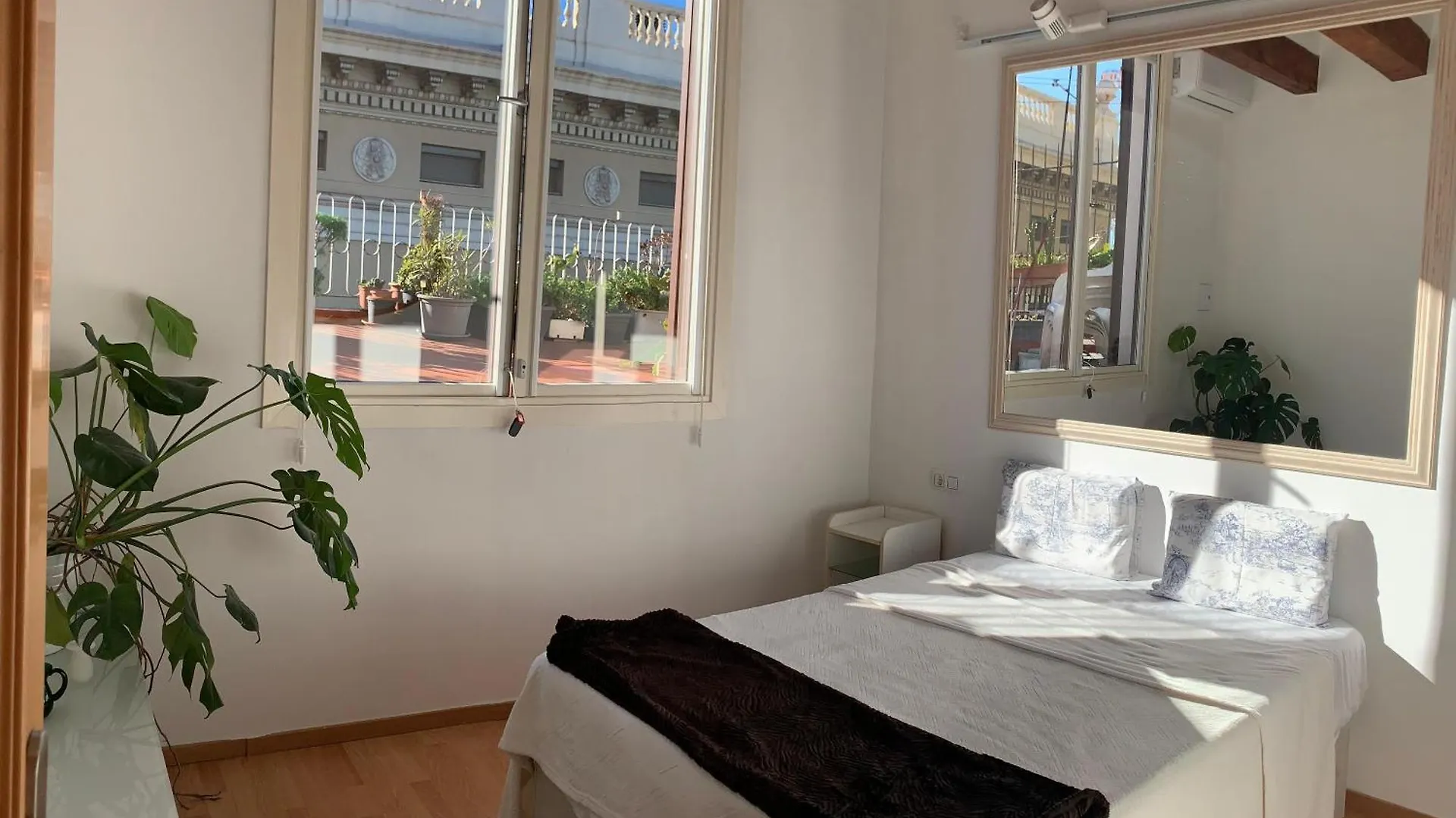 Apartment Ramblas Waterfront Stay Barcelona